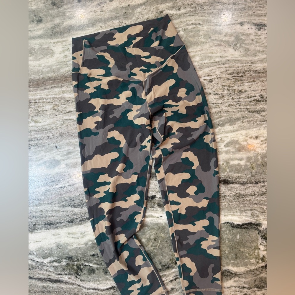 OFFLINE By Aerie Real Me High Waisted Crossover Legging XL - Picture 3 of 5